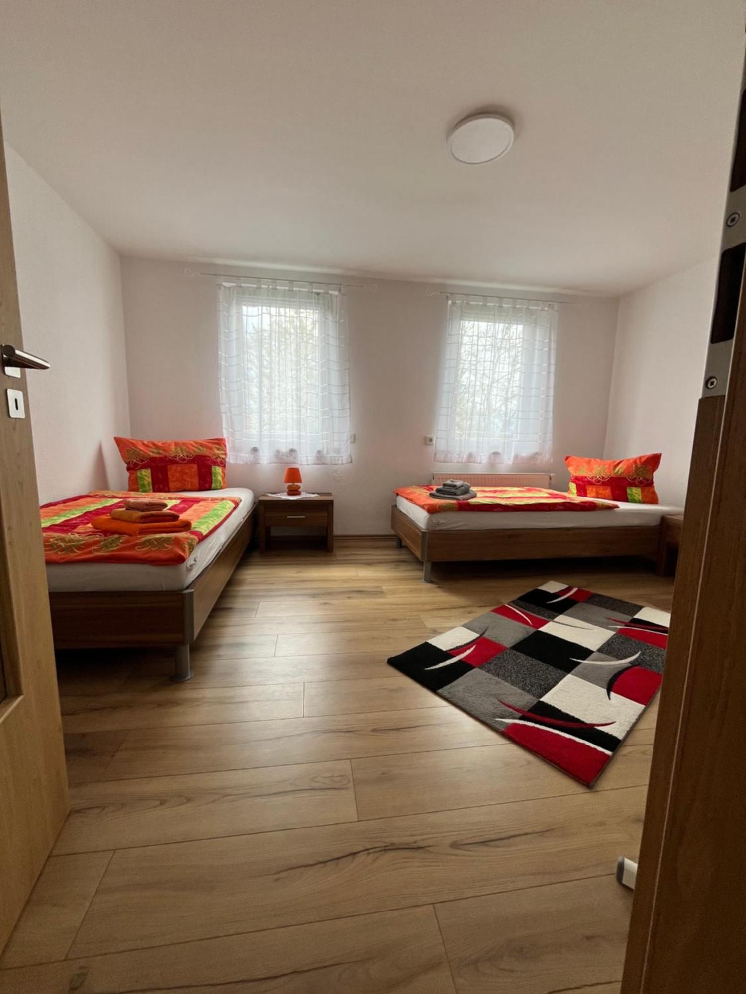 Ferienwohnung Schink - Nahe Chemnitz Limbach-Oberfrohna Exterior foto